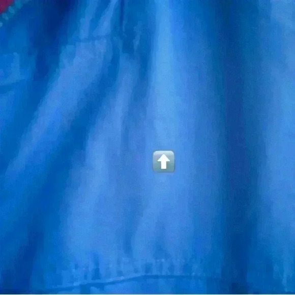 New Patagonia women’s jacket from movie set - Picture 5 of 6